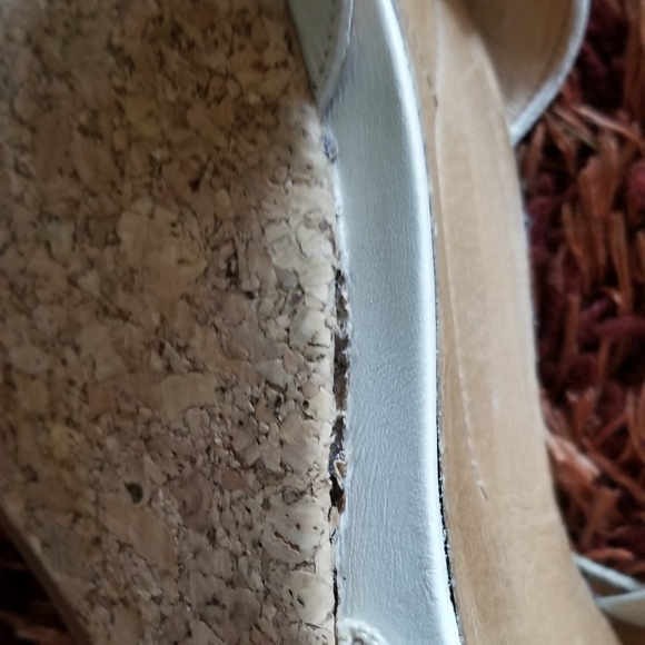 Sandals - Picture 4 of 4